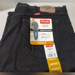 (NWT) WRANGLER FIVE STAR JEANS W 40 L 29 BLACK (BRAND NEW WITH TAGS)